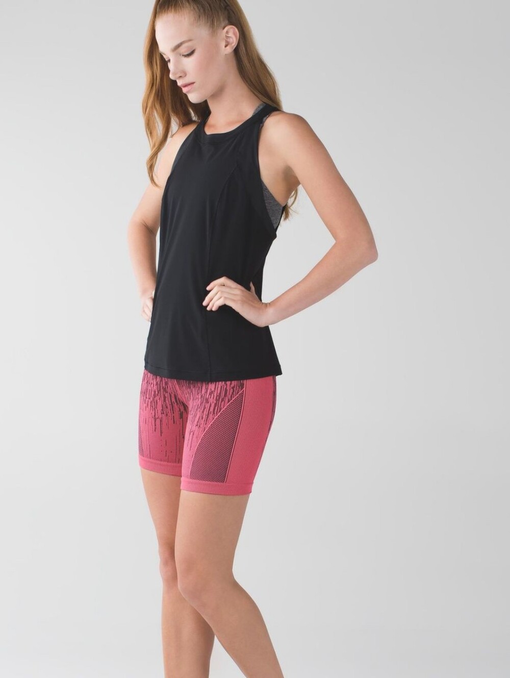 LULULEMON Electric Coral Sculpt Shorts - Size 2 - NWOT